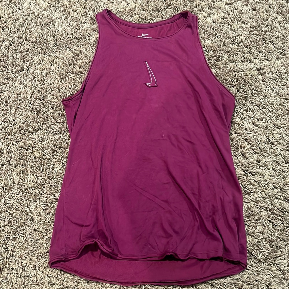 women’s nike tank